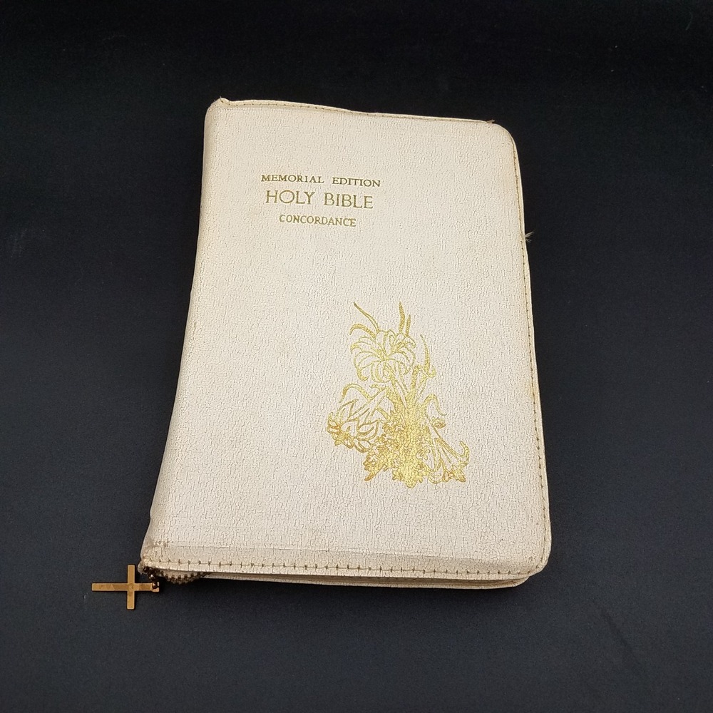 Holy Bible Memorial Edition Concordance 1958 Zipper Closure 1958 UPW Local‎ 555